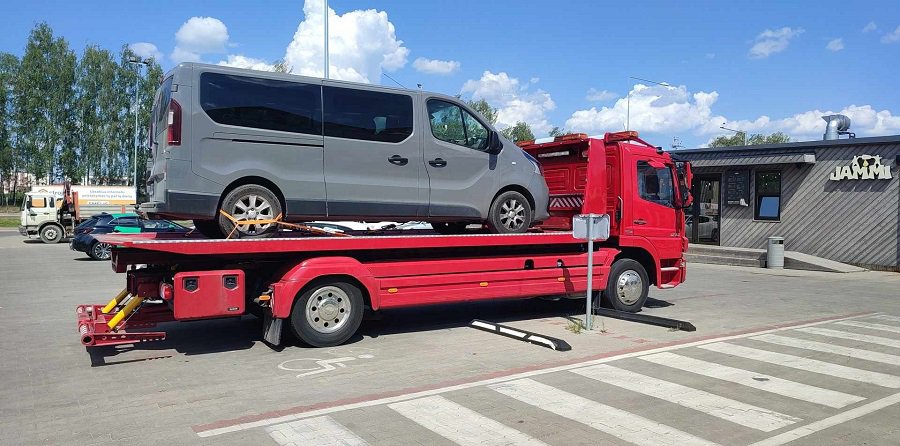 Mikroautobusų ir specialiosios technikos pervežimo paslaugos